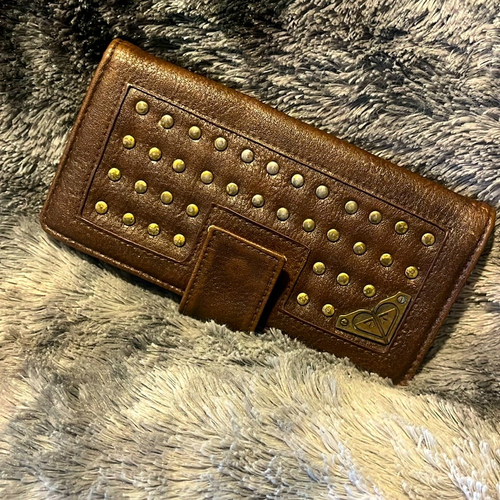 Roxy Brown Wallet